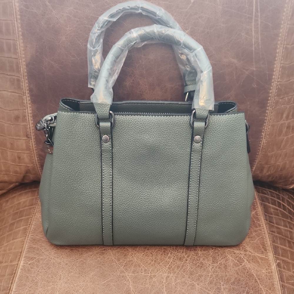 Elegant Green PLeather Handbag